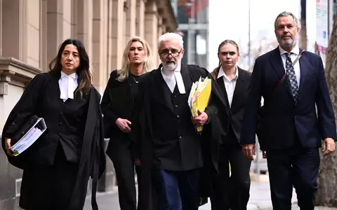 Im Fall einer wegen dreifachen Mordes mit Giftpilzen zu lebenslanger Haft verurteilten Frau hat in Australien die Berufungsverhandlung begonnen. Die Anwälte (Bild) beanstanden Verfahrensfehler. - Foto: Joel Carrett/AAP/dpa