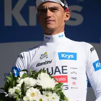 Hat den Prolog bei der Deutschland Tour gewonnen: Isaac del Toro (Archivbild) - Foto: Thibault Camus/AP/dpa