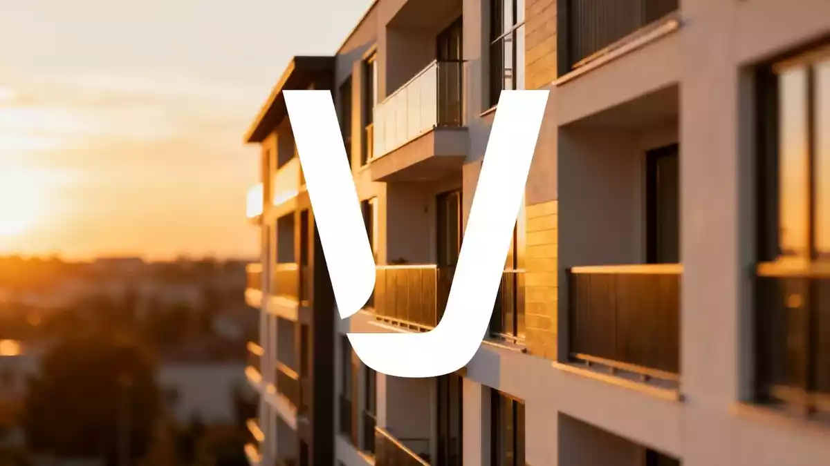 Vonovia Sells at 40% Discount, Digitizes to Counter Regulatory and Debt Pressures