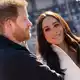Harry und Meghan hatten sich vor Jahren vom engeren Kreis der Royals losgesagt. (Archivbild) - Bild: Peter Dejong/AP/dpa