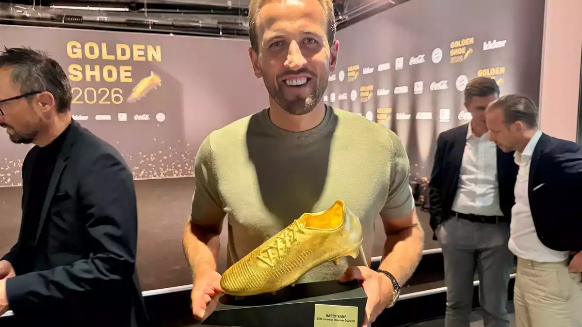 Harry Kane steht bei den Bayern noch bis Sommer 2027 unter Vertrag. - Bild: Christoph Lother/dpa
