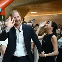 In der Nacht meldeten britische Medien die bevorstehende Heimkehr von Harry und Meghan. (Archivbild) - Foto: Joel Carrett/AAP/dpa