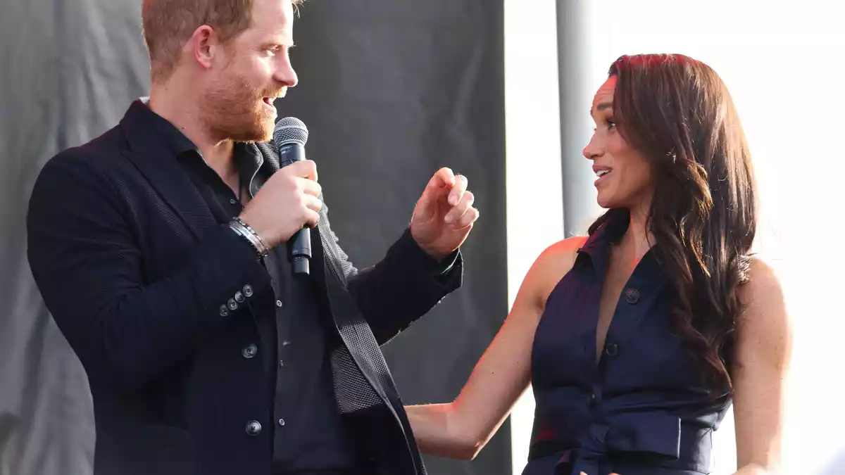 Welche Rolle spielen Harry und Meghan künftig im Königshaus? (Archivbild) - Bild: Amy Katz/ZUMA Press Wire/dpa