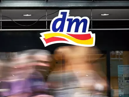 dm bietet Gesundheitsdienstleistungen an. (Archivbild) - Foto: Uli Deck/dpa