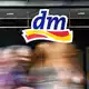 dm bietet Gesundheitsdienstleistungen an. (Archivbild) - Bild: Uli Deck/dpa