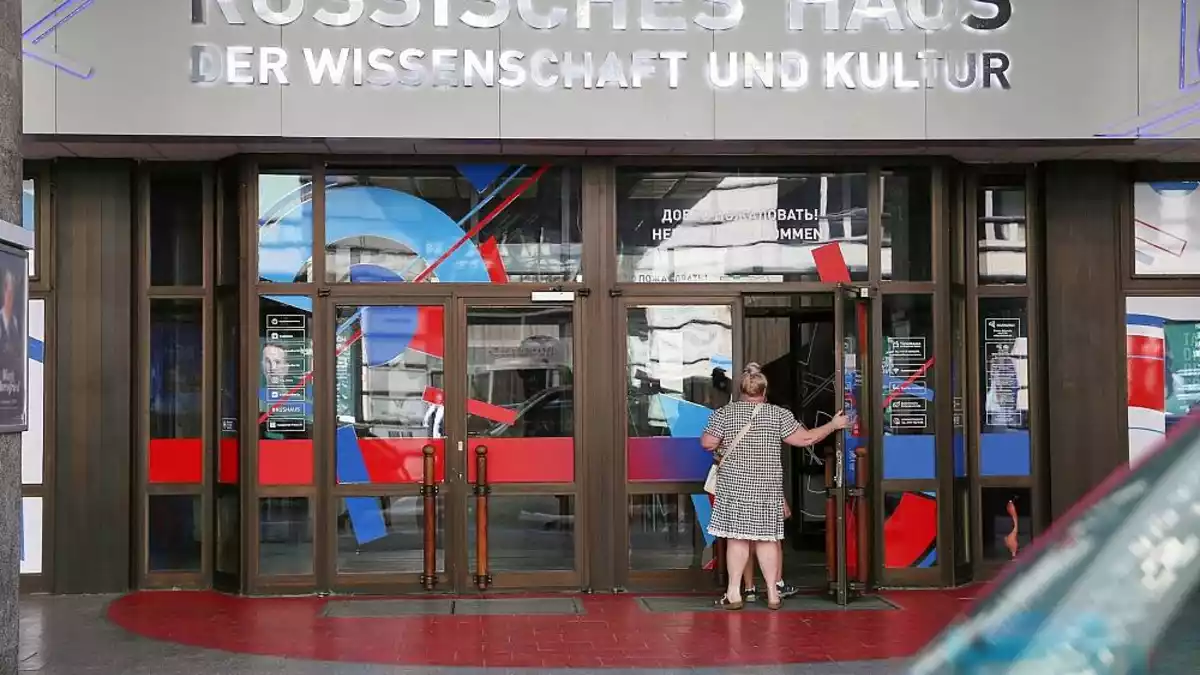 Grüne fordern Schließung des Russischen Hauses in Berlin