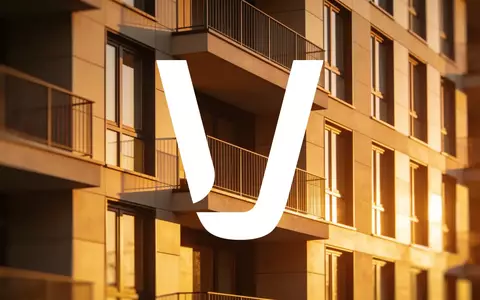 Moderne Fassade eines Wohngebäudes in warmem Licht, symbolisch für den Immobilienmarkt und Mietregulierung. - Foto: über boerse-global.de