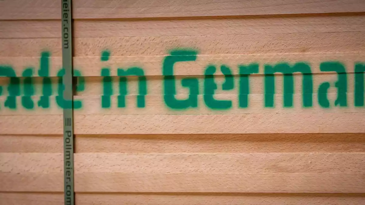 Die deutschen Exporte haben zuletzt trotz höherer Zollschranken und internationaler Konflikte zugelegt. (Symbolbild) - Bild: Jens Büttner/dpa