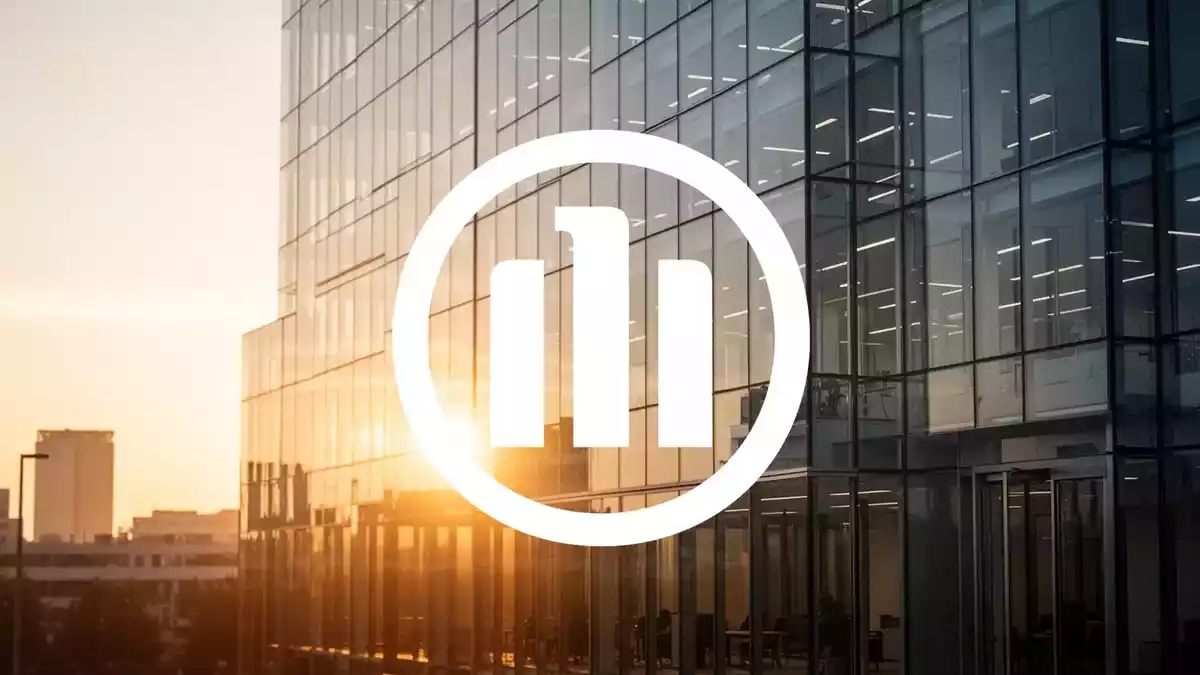 Allianz Buyback Steady as Shares Near Record Highs