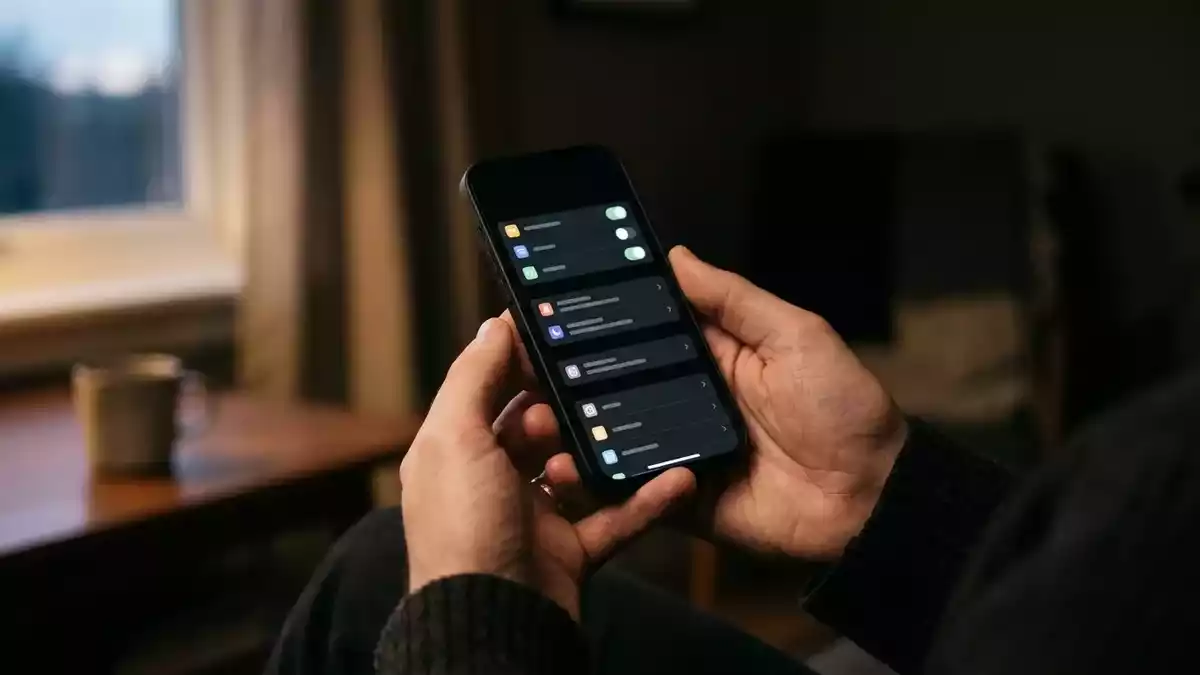 Smartphone-Akku: Software-Tricks verlängern Laufzeit um 30 Prozent