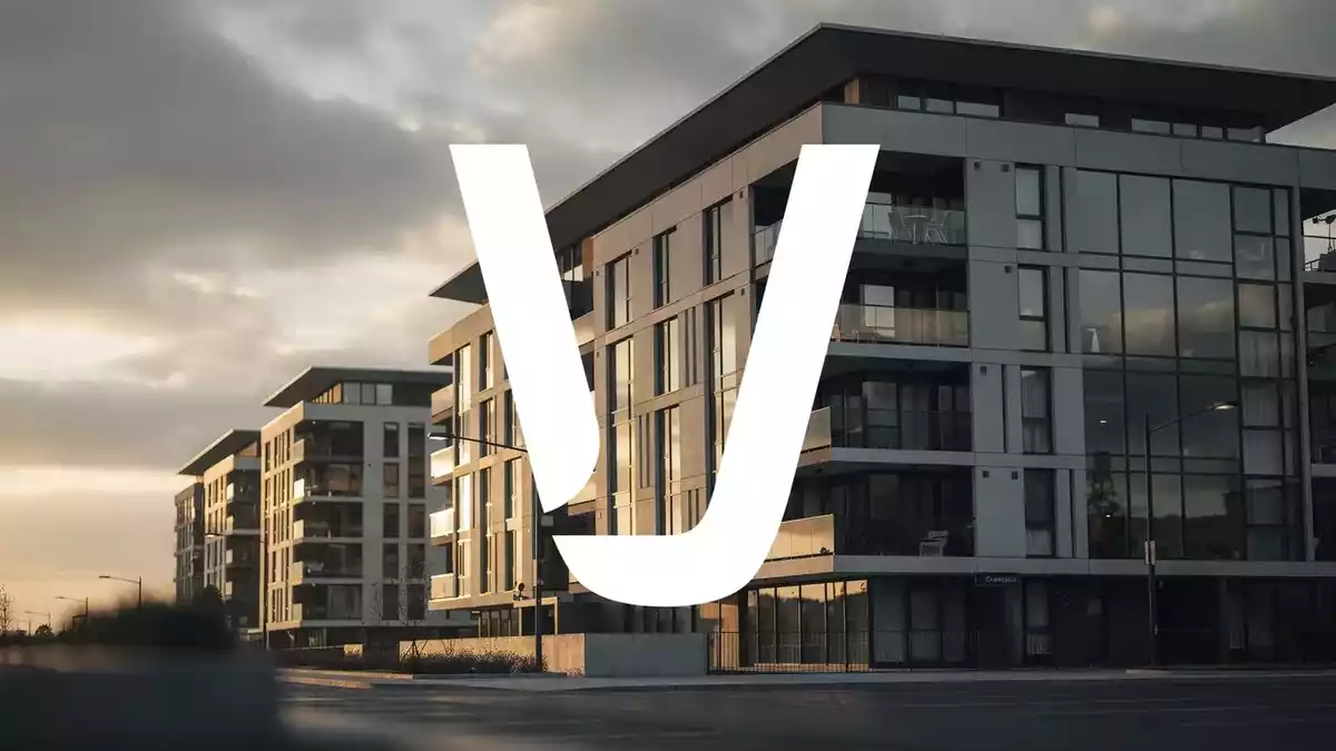 Vonovia H1 Cash Flow Drops 45%, Leverage Rises as 2026 Targets Hold