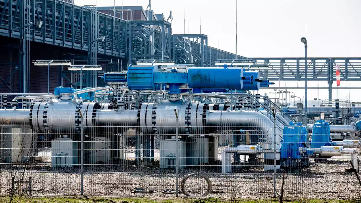 Die deutschen Gasspeicher sind laut Branchenverband so wenig gefüllt wie seit Beginn der Aufzeichnung nicht. (Archivbild) - Bild: Hauke-Christian Dittrich/dpa