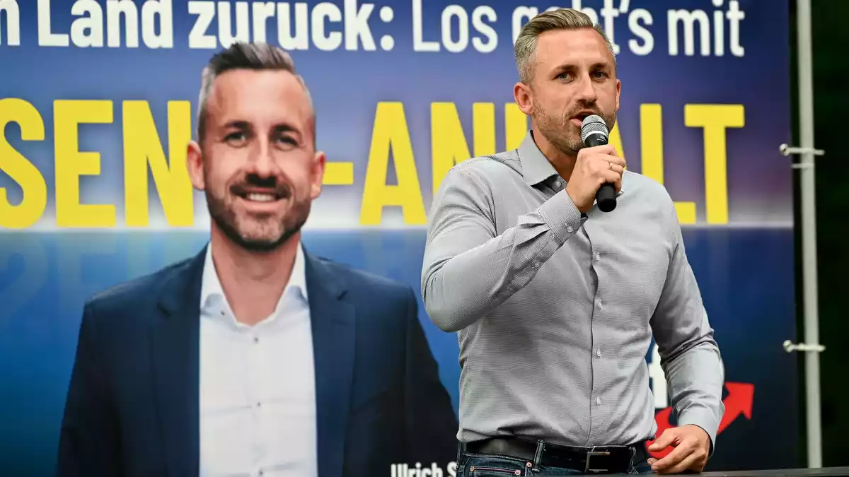 Andere Parteien haben eine Zusammenarbeit mit der AfD ausgeschlossen. Spitzenkandidat Ulrich Siegmund hat als Wahlziel «45 Prozent plus X» ausgegeben, um eine absolute Mehrheit für eine Alleinregierung zu erreichen. (Archivbild) - Bild: Heiko Rebsch/dpa