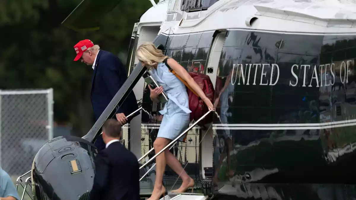 Natalie Harp ist oft an Trumps Seite zu sehen (Archivbild). - Bild: Jose Luis Magana/AP/dpa
