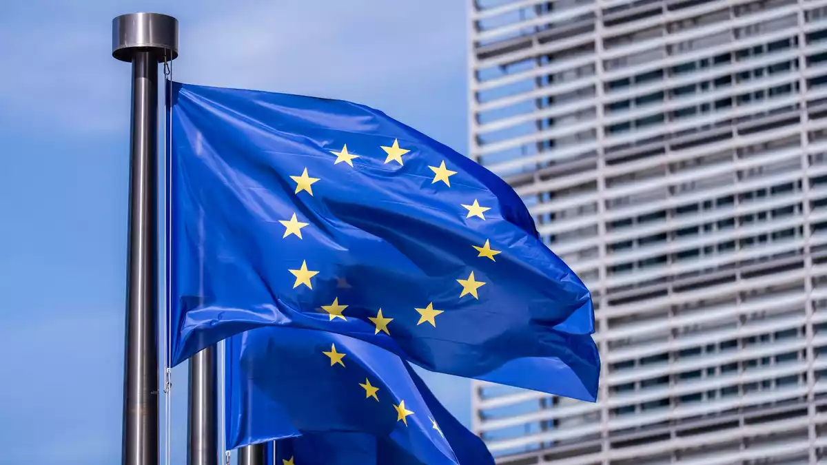 Die EU-Kommission beurteilt die neuesten US-Zölle positiv. (Archivfoto) - Bild: Michael Kappeler/dpa