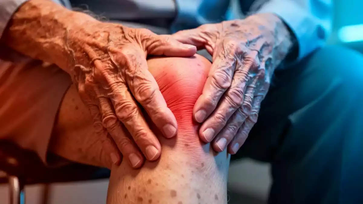 Thermotherapie bei Gelenkbeschwerden: Richtige Wahl zwischen Wärme und Kälte