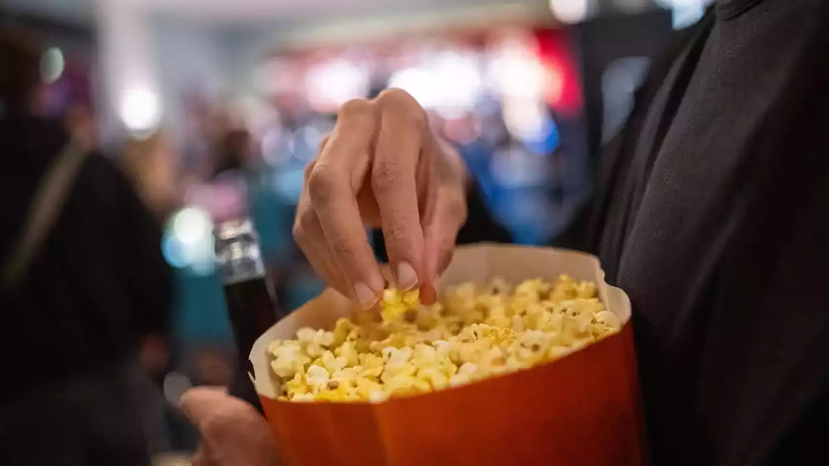 Horrorfilme ziehen viele Menschen ins Kino. (Archivbild) - Bild: Sebastian Gollnow/dpa