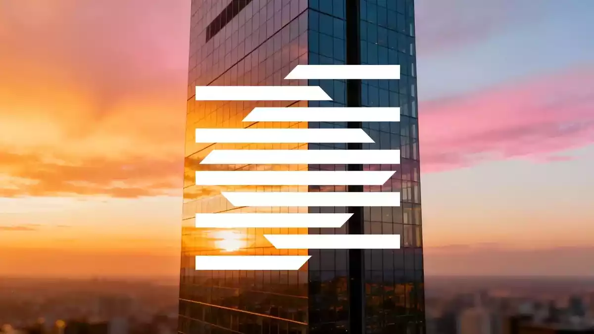 Munich Re Buyback and Amundi Stake Signal Confidence Amid Share Dip