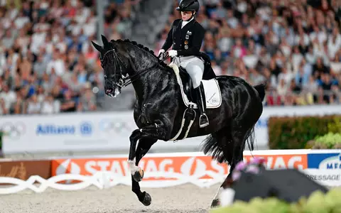 Isabell Werth verteidigt den Pferdesport gegen Kritiker. (Archivbild) - Foto: Uwe Anspach/dpa