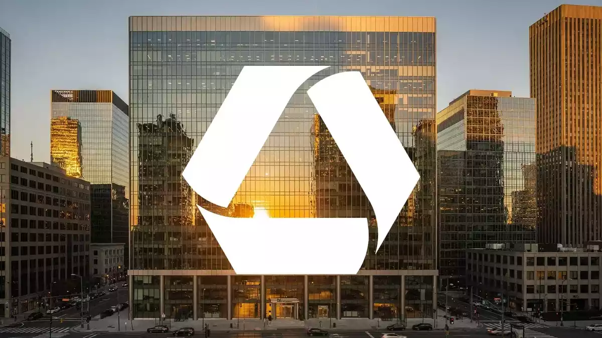 UniCredit's Commerzbank Stake Rises to 49.65% Without New Purchases