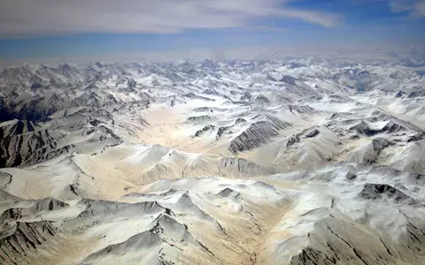 Im Karakorum-Gebirge in Pakistan wurde eine bei einem Lawinenabgang verschüttete US-Amerikanerin geborgen. (Archivbild) - Foto: Olivier Matthys/EPA/dpa