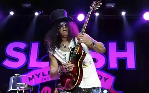 Slash bezeichnet sich selbst als Reptilienliebhaber. (Archivbild) - Foto: Herbert P. Oczeret/apa/dpa