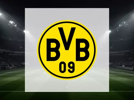 Ein leeres Fußballstadion bei Nacht mit dramatischer Beleuchtung, das eine melancholische und angespannte Atmosphäre vermittelt. - Foto: über boerse-global.de
