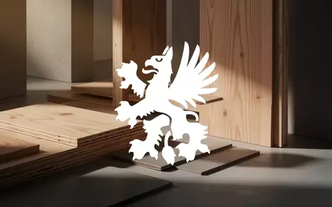 Hochwertige Holzplatten in einem minimalistischen, architektonischen Umfeld mit natürlichem Licht. - Foto: über boerse-global.de