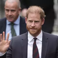 Prinz Harry und Co. verloren den Prozess und müssen nun zahlen. (Archivbild) - Foto: Aaron Chown/PA Wire/dpa