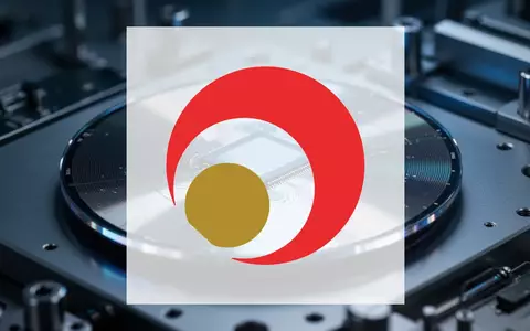 Ein hochmoderner Halbleiter-Wafer in einer technologischen Laborumgebung, der die Präzision der Tech-Industrie symbolisiert. - Foto: über boerse-global.de