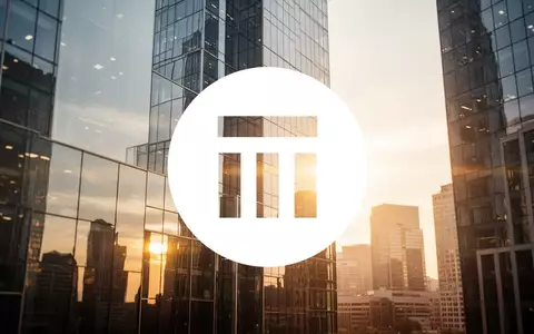 Modernes Glasgebäude in einem Finanzviertel bei Sonnenaufgang als Symbol für Stabilität und finanzielles Wachstum. - Foto: über boerse-global.de
