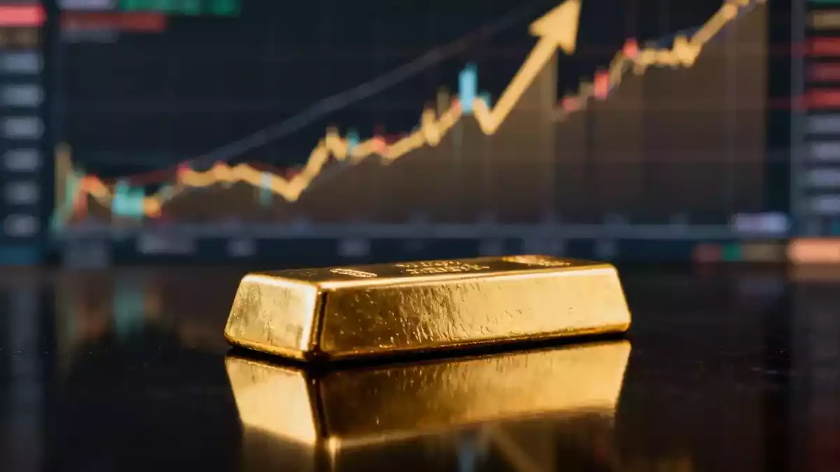 Gold Hits 3-Month High as Treasury Buybacks Weaken Dollar