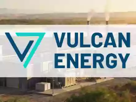 Moderne, nachhaltige Geothermie- und Lithium-Extraktionsanlage in einer sonnigen Industrielandschaft. - Foto: über boerse-global.de