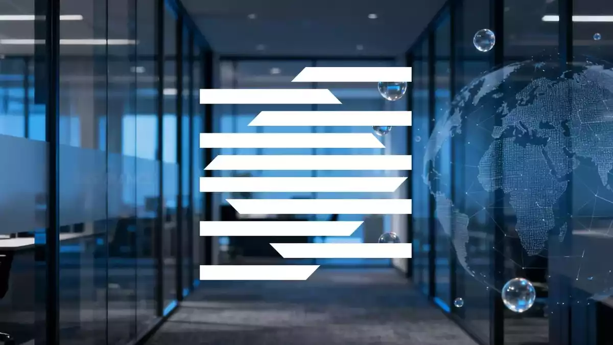 Munich Re Insider Buy Signals Confidence as $575M Cyber Deal Advances