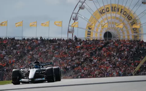 Von der Pole zum Sieg im Sprint: Mercedes-Pilot George Russell. - Foto: Patrick Post/AP/dpa