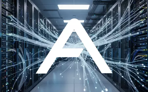 Modernes Rechenzentrum mit leuchtenden Glasfaserkabeln und Server-Racks als Symbol für Hochgeschwindigkeits-Netzwerktechnik. - Foto: über boerse-global.de