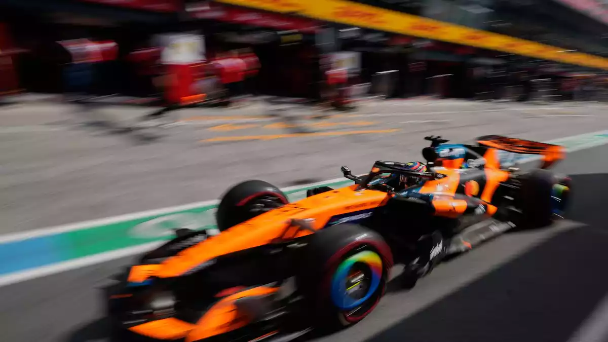 Nicht zu schlagen in der Qualifikation: Lando Norris.  - Bild: Darko Bandic/AP POOL/AP/dpa