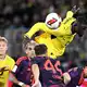 Borussia Dortmund versuchte viel - aber lange ohne Erfolg, wie hier Serhou Guirassy (oben). - Bild: Federico Gambarini/dpa