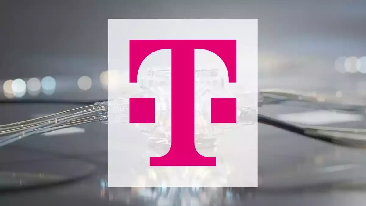 Deutsche Telekom Stock Nears 30 Euro Mark Amid Polish Broadband Deal