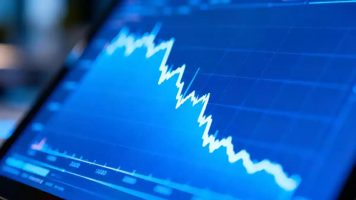 Redwood AI Completes Quantum.IQ Acquisition, Shares Rise 3.1%