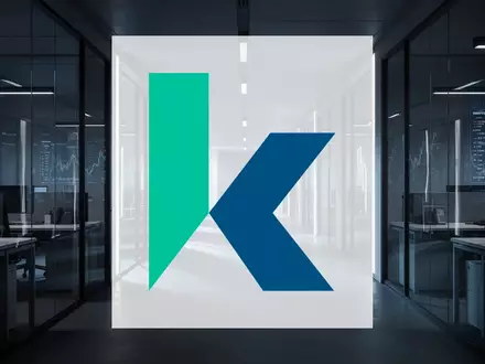 Abstraktes, atmosphärisches Bild eines modernen, leeren Büros als Symbol für Stellenabbau und wirtschaftlichen Wandel. - Foto: über boerse-global.de