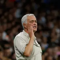 Real Madrids Cheftrainer José Mourinho stärkt seinem Offensivstar Vinícius Júnior den Rücken.  - Foto: Joan Monfort/AP/dpa