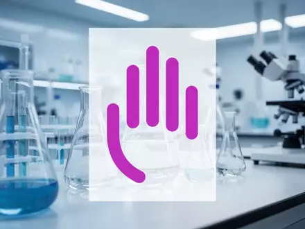 Modernes, steriles pharmazeutisches Labor mit wissenschaftlicher Ausrüstung und klinischer Atmosphäre. - Foto: über boerse-global.de
