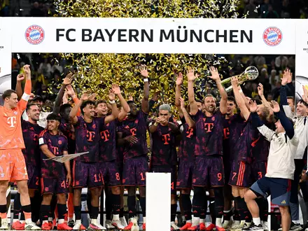 Der FC Bayern München sicherte sich mit dem Franz-Beckenbauer-Supercup den ersten Titel der Saison. - Foto: Federico Gambarini/dpa