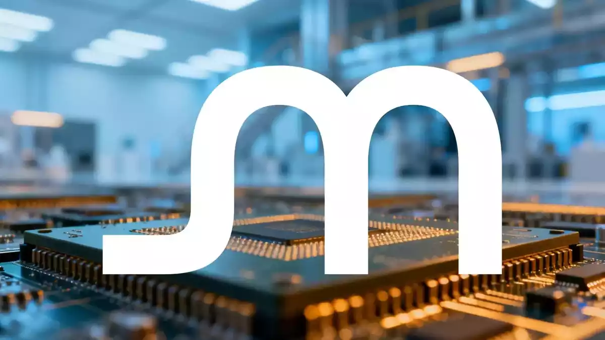 Micron's $10B AI Memory Bet: Can It Break the Boom-Bust Cycle?