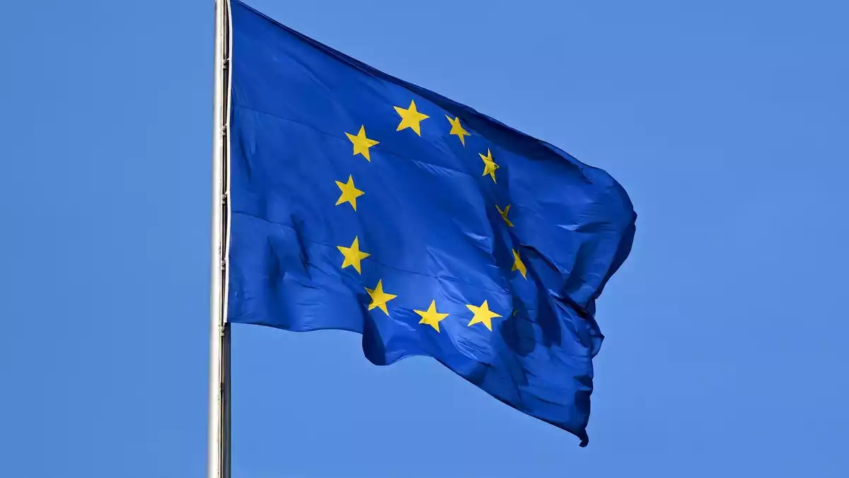 Der Handel mit den anderen EU-Ländern sichert einer Studie zufolge Millionen Jobs in Deutschland. (Symbolbild) - Bild: Monika Skolimowska/dpa