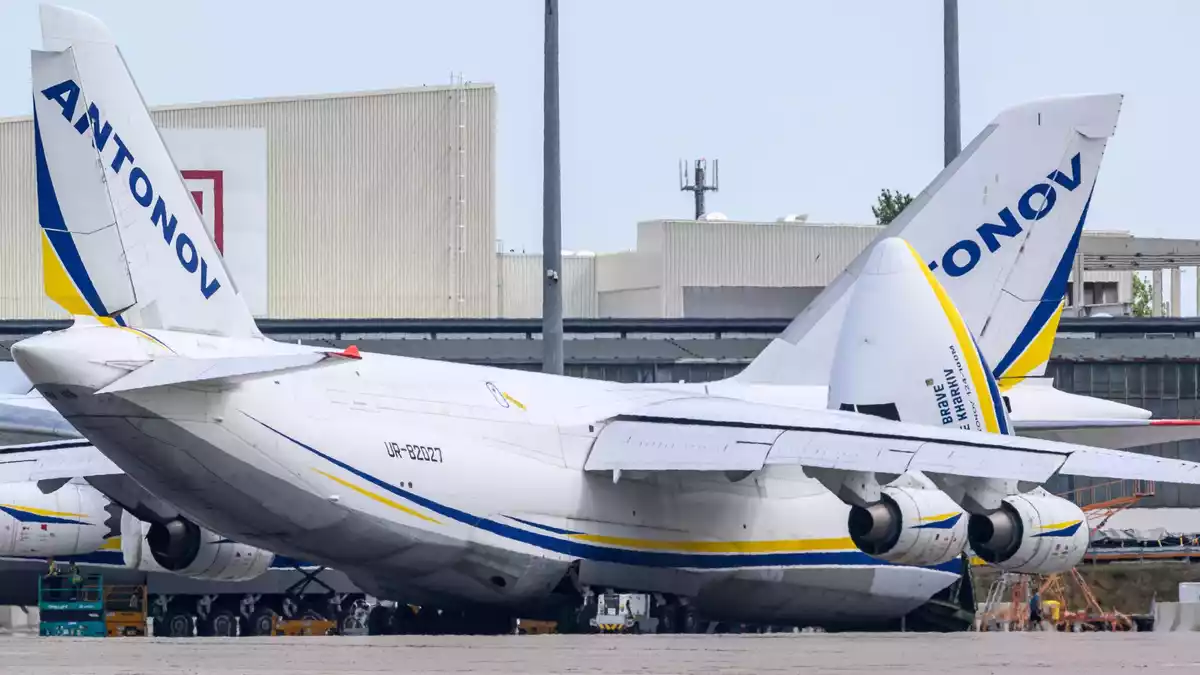 Die Drohne wurde in der Nähe einer ukrainischen Frachtmaschine gefunden. (Symbolbild) - Bild: Hendrik Schmidt/dpa