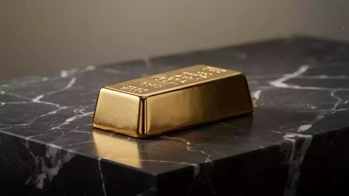 Gold Hits $4,661 as Fiscal Crisis and Central Bank Buying Converge