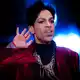 Zehn Jahre nach dem Tod von Prince erscheint «Timeless», ein neues Album mit bislang unveröffentlichten Aufnahmen des Popgenies. (Archivbild) - Bild: Balazs Mohai/MTI/epa/dpa