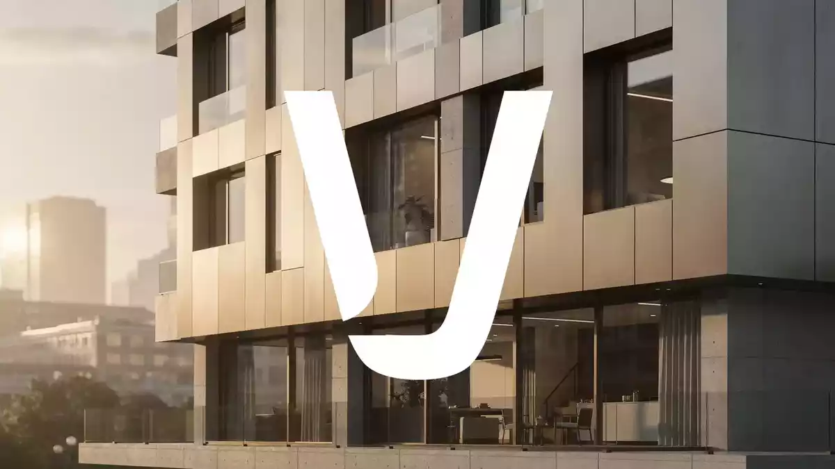 Vonovia Share Price Drops as Property Sale Discounts Raise Valuation Doubts